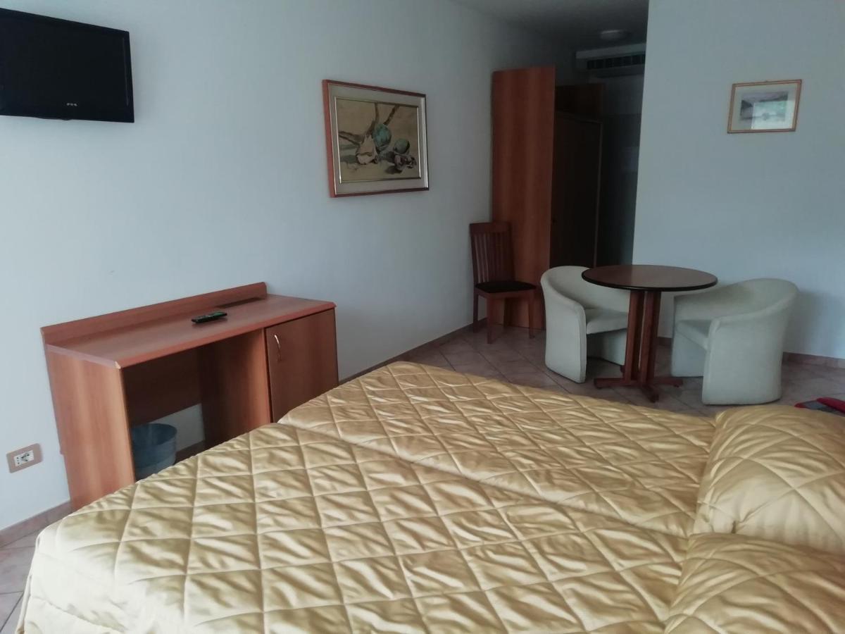 Albergo Breglia Plesio Exteriör bild